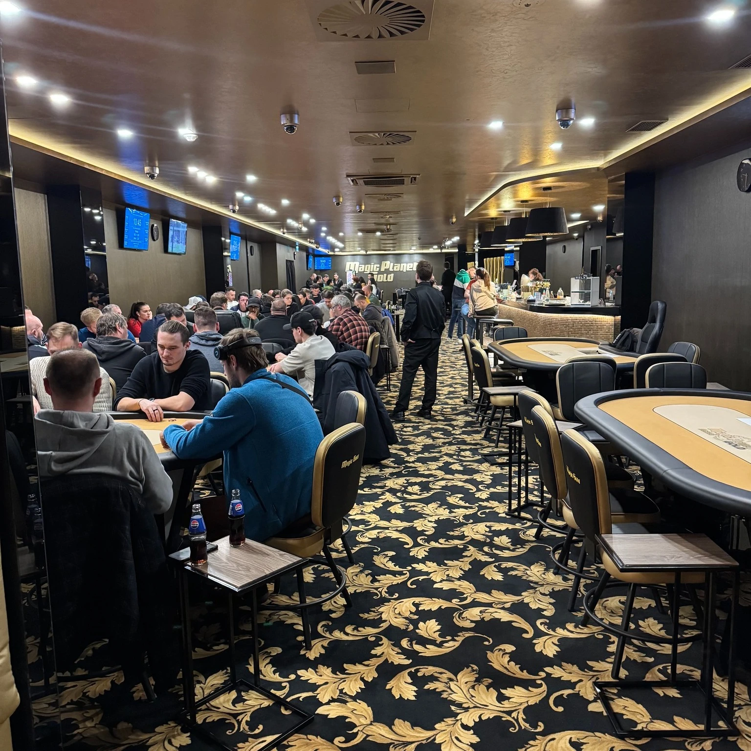 Showdown Casino & Poker Club Chodov | Il poker che ti divertirà