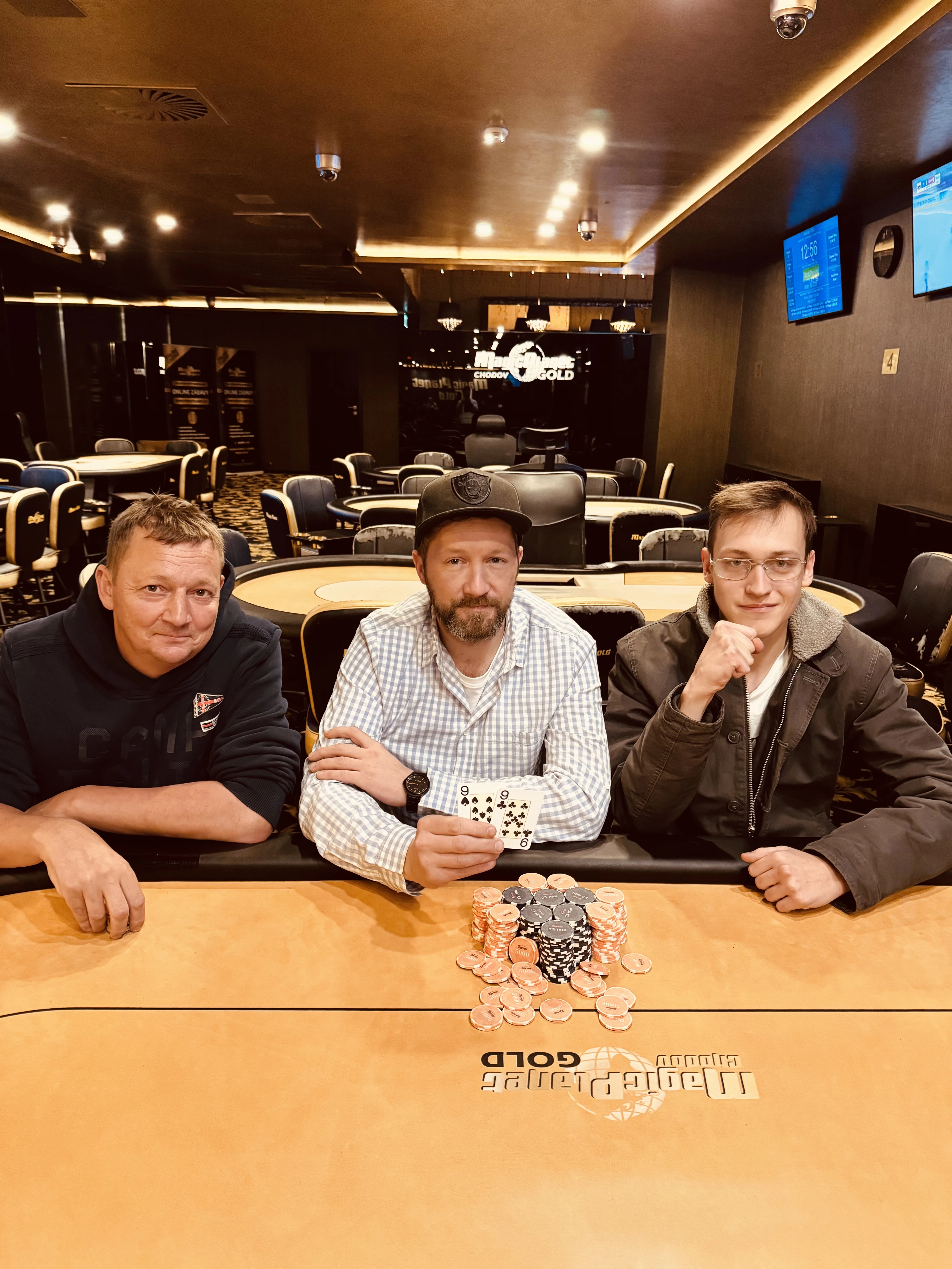 Sabato da 100k allo Showdown superato: Vince Eduard Löffelmann